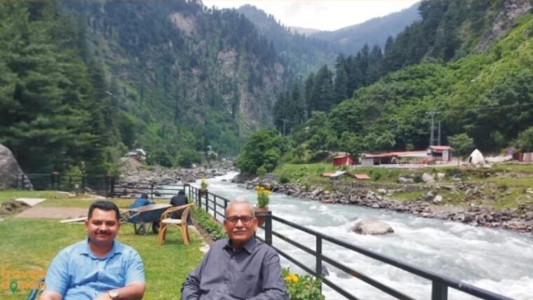 Pakistan's potential as a tourist paradise. 1 tourist paradise