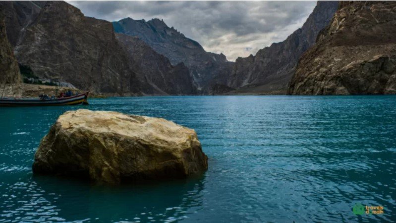 Hunza Valley: A Natural Wonderland 4 4 131