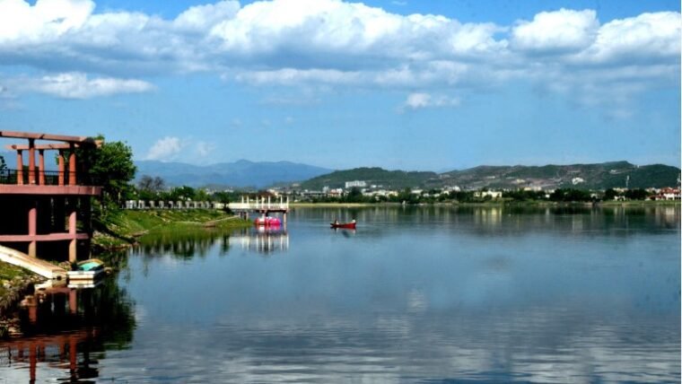 Places to Visit in Islamabad - 10 Things to Do in a Day 2 Rawal Lake
